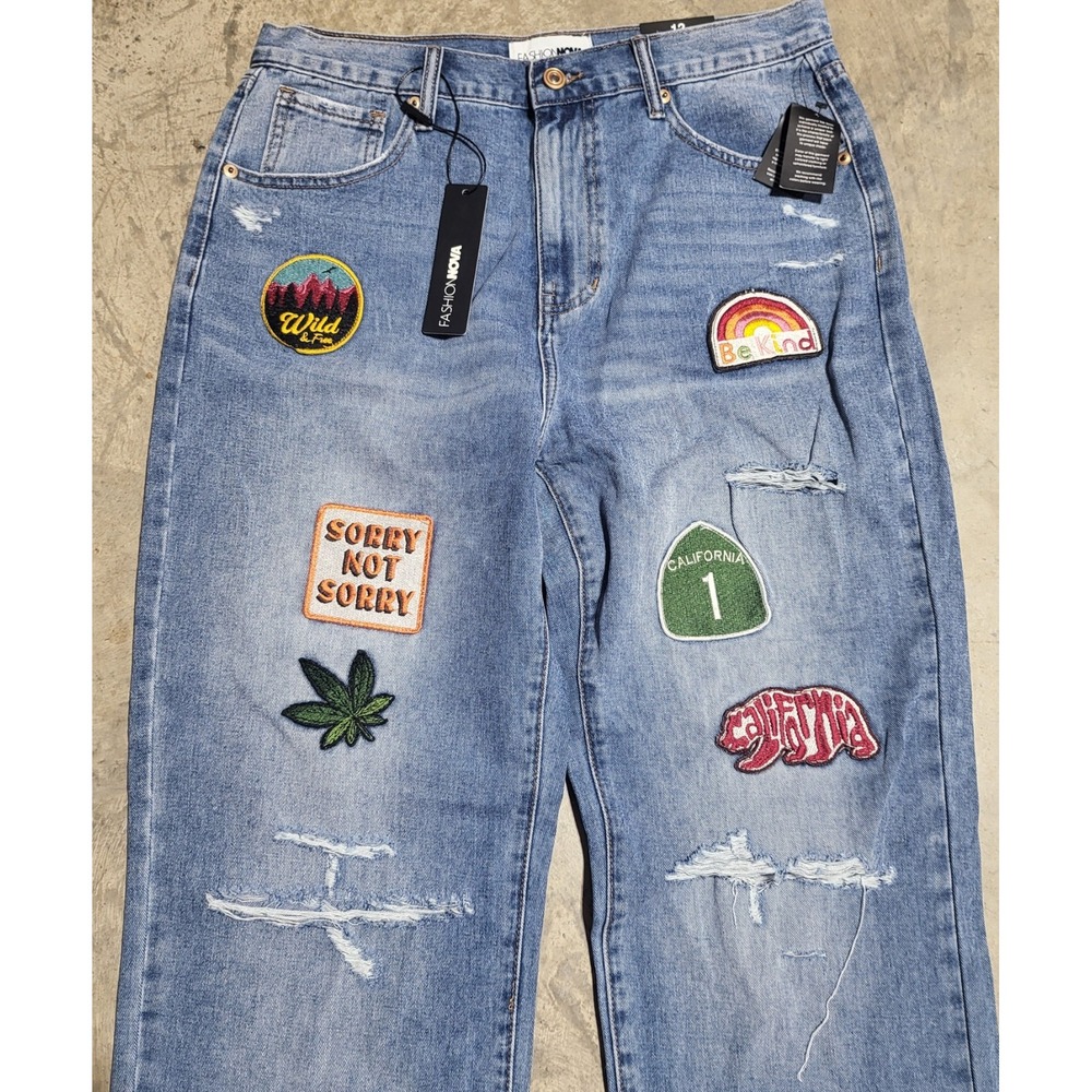 NEW Women's Fashion Nova Jeans W/ Unique Patches Size 13 California Be Kind ~NWT